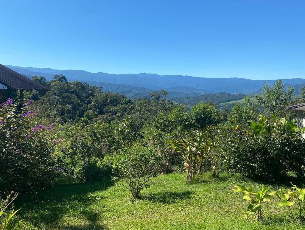 Hotel Hacienda Monteclaro Turrialba Exterior foto