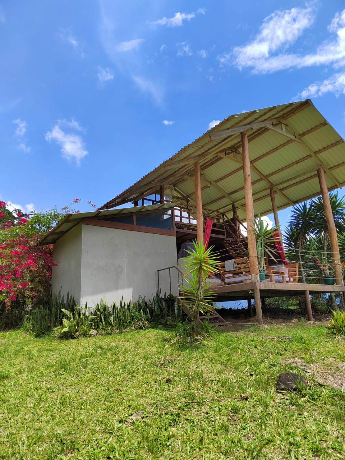 Hotel Hacienda Monteclaro Turrialba Exterior foto